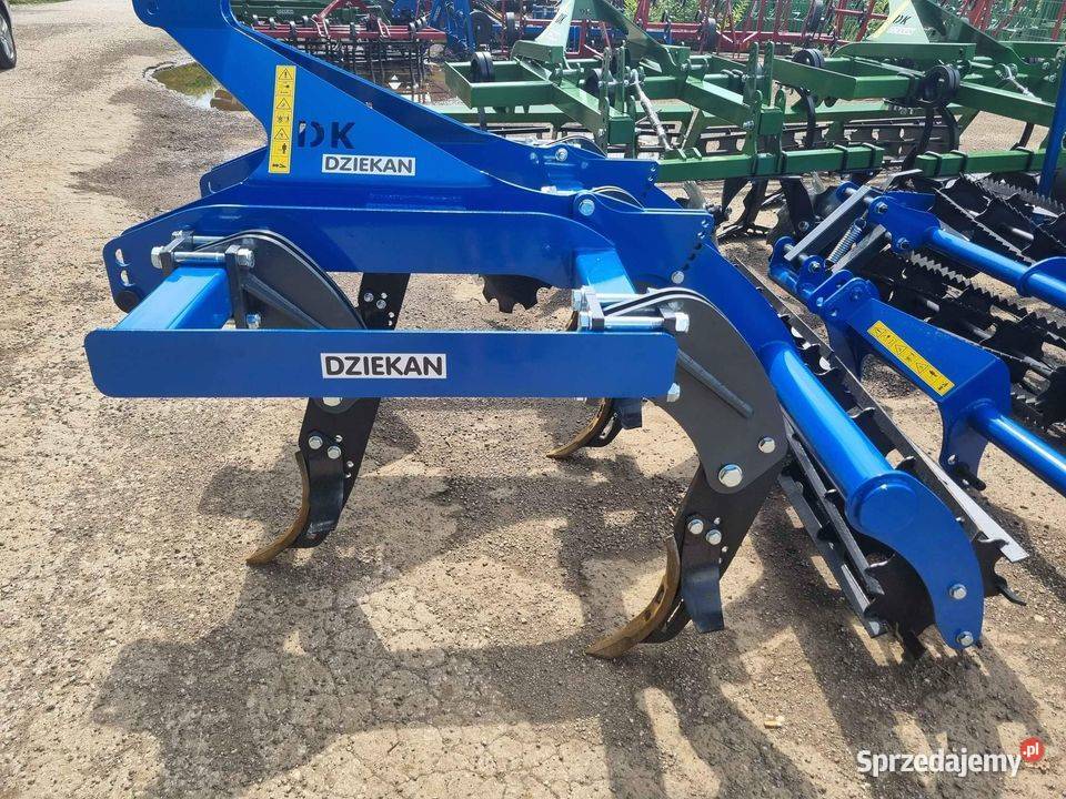 Pług dłutowy lekkiego producent Dziekan 16m Rolnictwo Włocławek