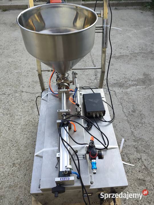Saszetkarka FYL10100 Produkcja Dębica
