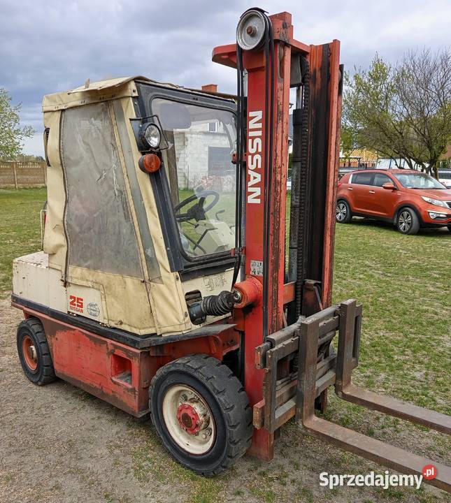 Wózek widłowy Nissan 25 T LPG Stare Faszczyce