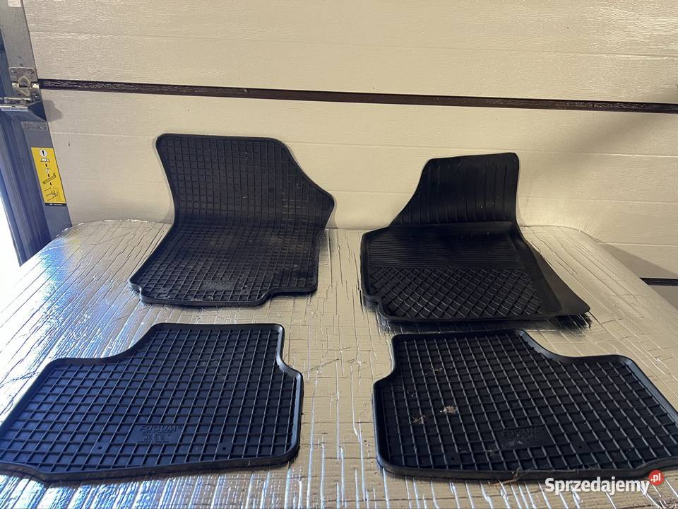 Dywaniki VW UP SKODA CITIGOSEAT MII