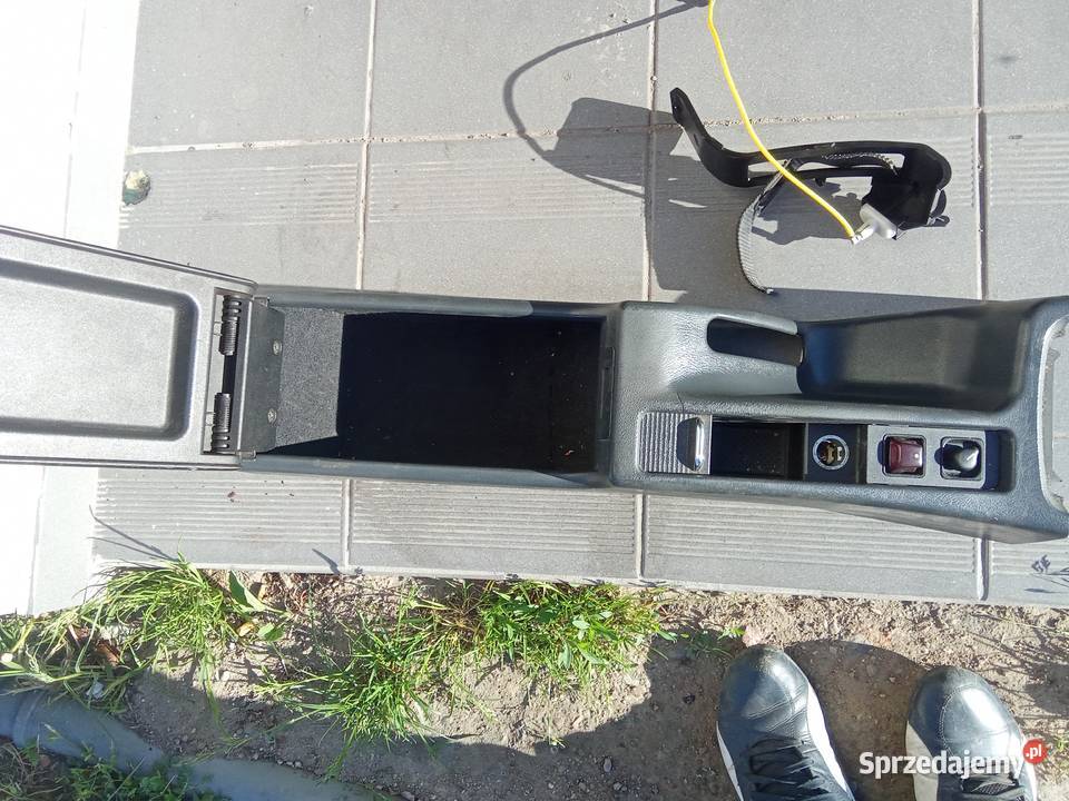 Podłokietnik tunel Mercedes slk r 170