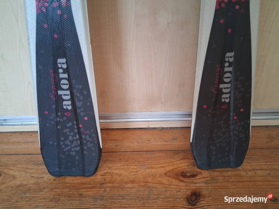 Narty Volkl essenza adora 153 fioletowe Narty