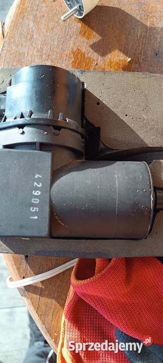 191 862 264 C pompa centralnego zamka VW golf II osobowe wielkopolskie Kalisz sprzedam