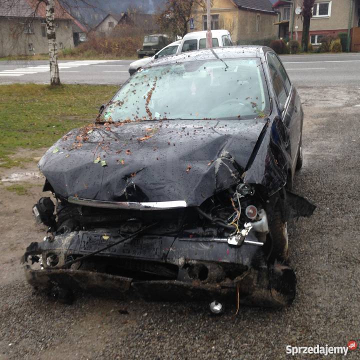 USZKODZONY FIAT CROMA OKAZJA Croma Frydman sprzedam