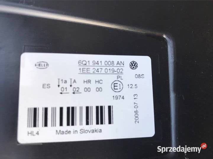 Lampa reflektor prawy VW Polo 9N Hella oryginał