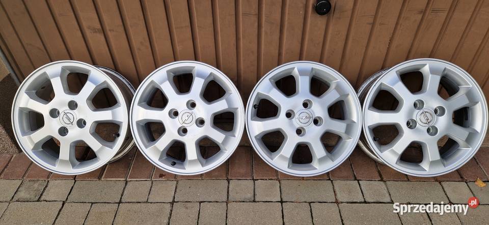 Felgi Aluminiowe Alufelgi 15 Opel Astra Corsa sprzedam