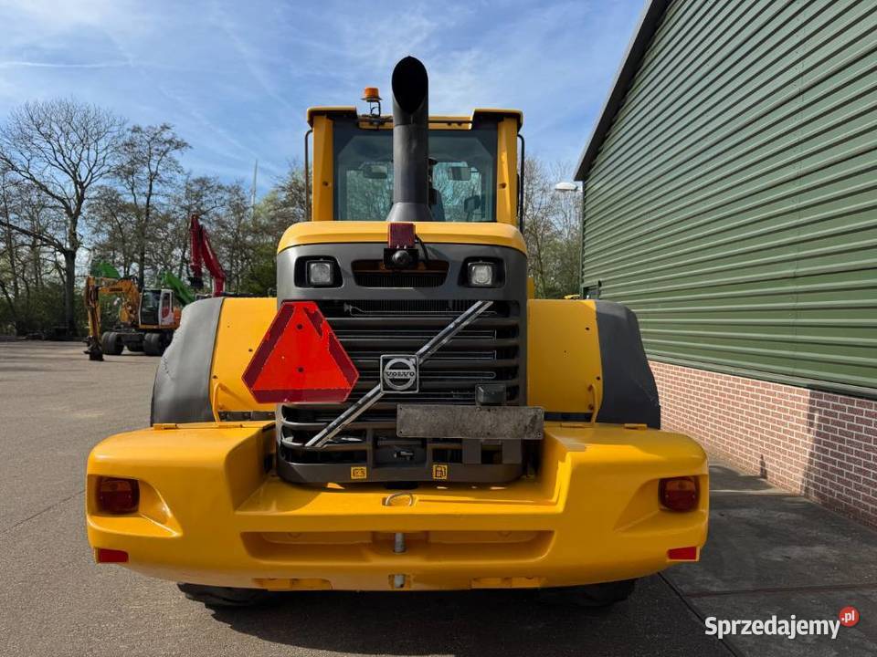 Ladowarka kolowa Volvo L 120 F Warszawa