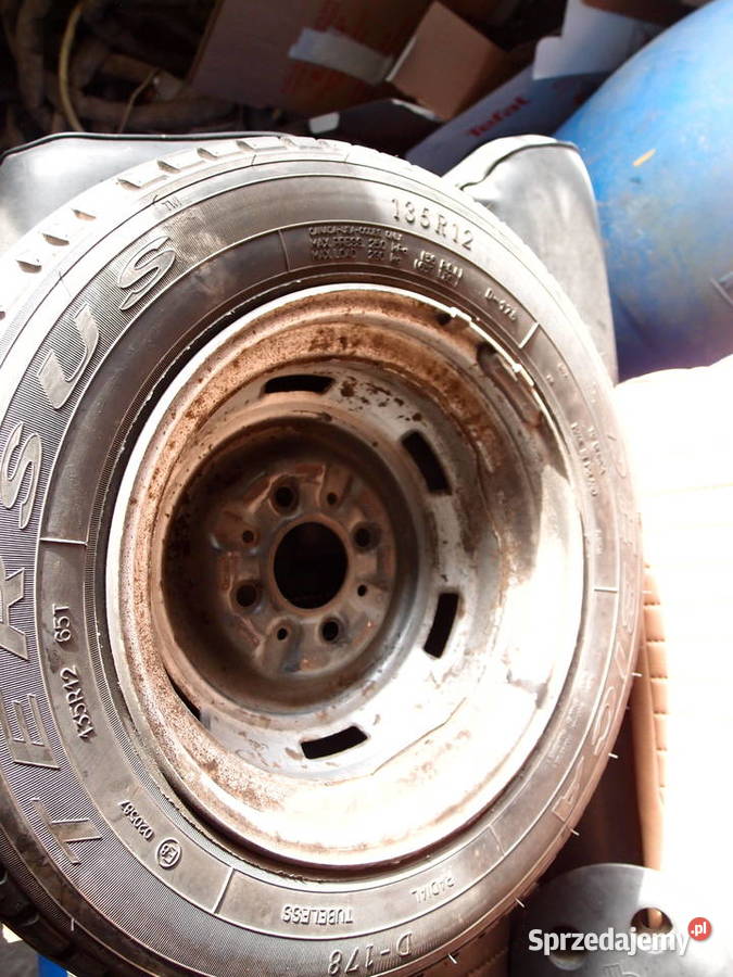 Koło 135R12 do Fiat 126p opona dębica Tersus