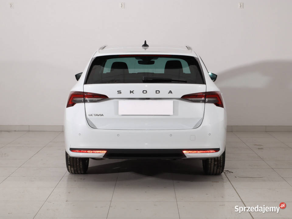Skoda Octavia 15 TSI Piaseczno