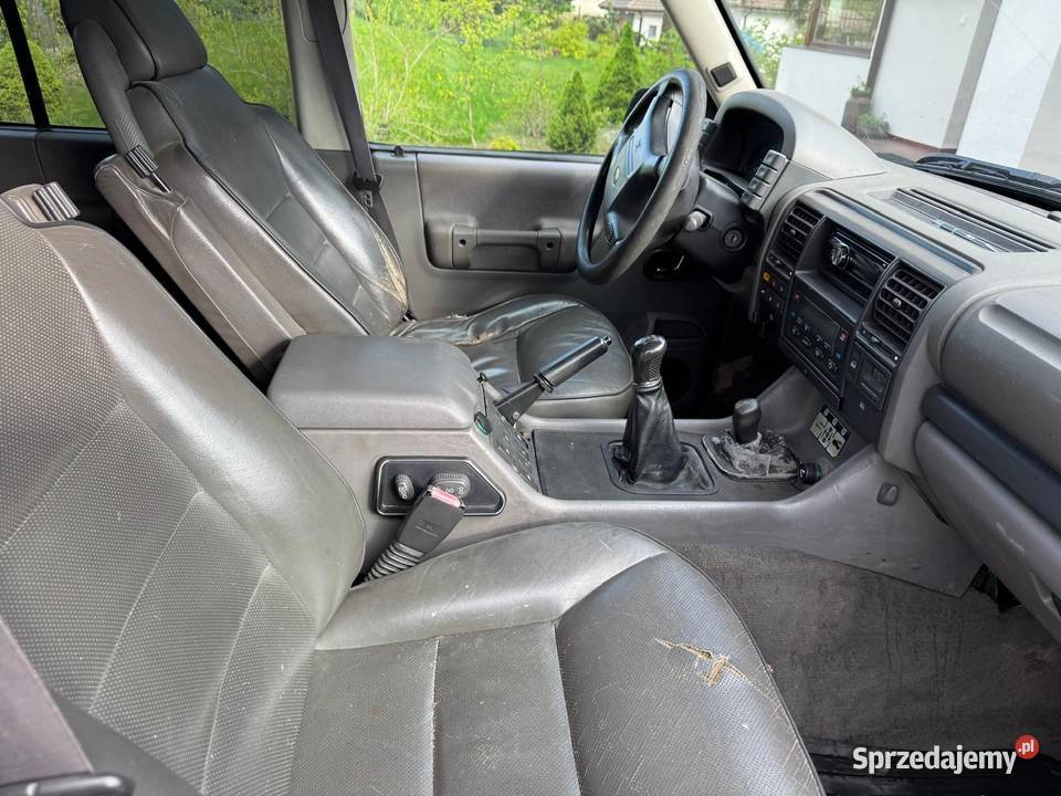 Klasyczny Land Rover Discovery II 2001 Giżycko