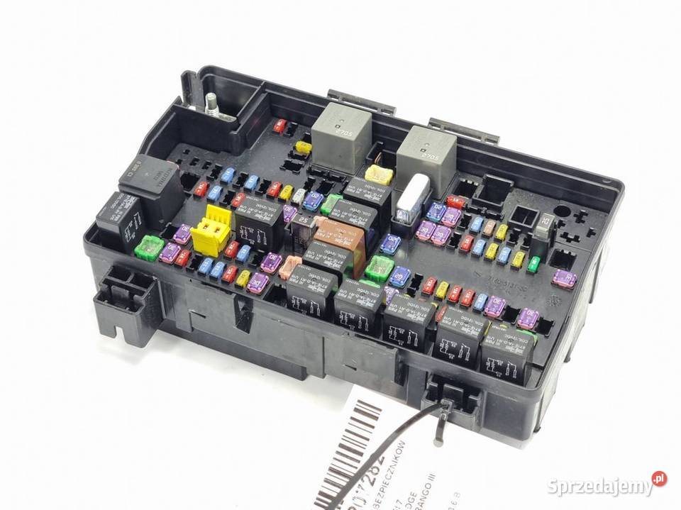 SKRZYNKA BEZPIECZNIKÓW DODGE DURANGO III Lipno sprzedam