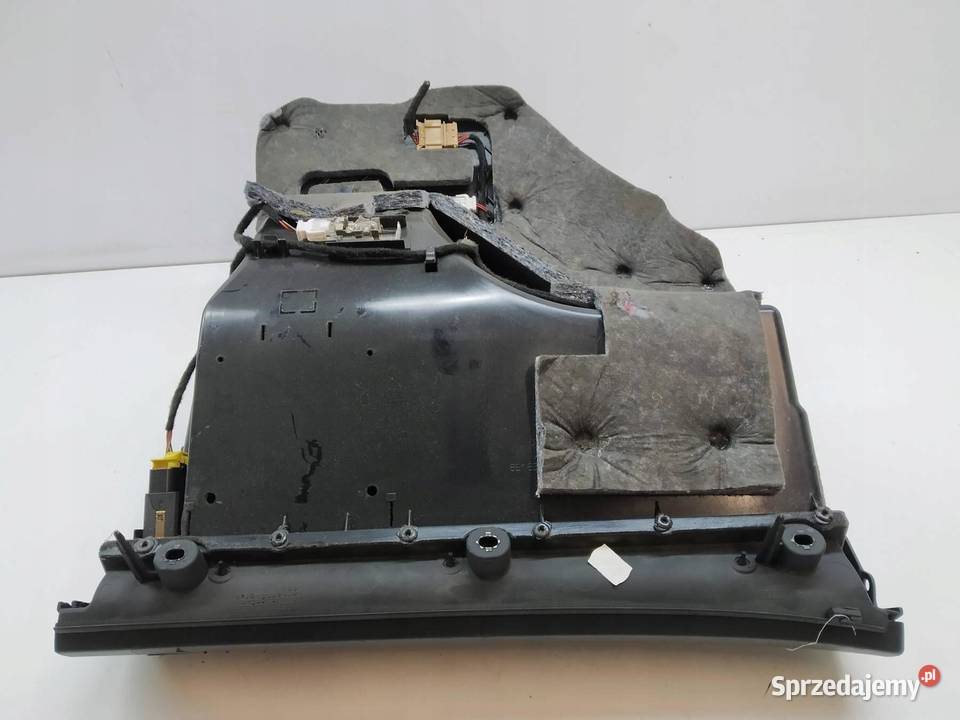 SCHOWEK PRAWY PASAŻERA DESKI Audi A4 II 20002006