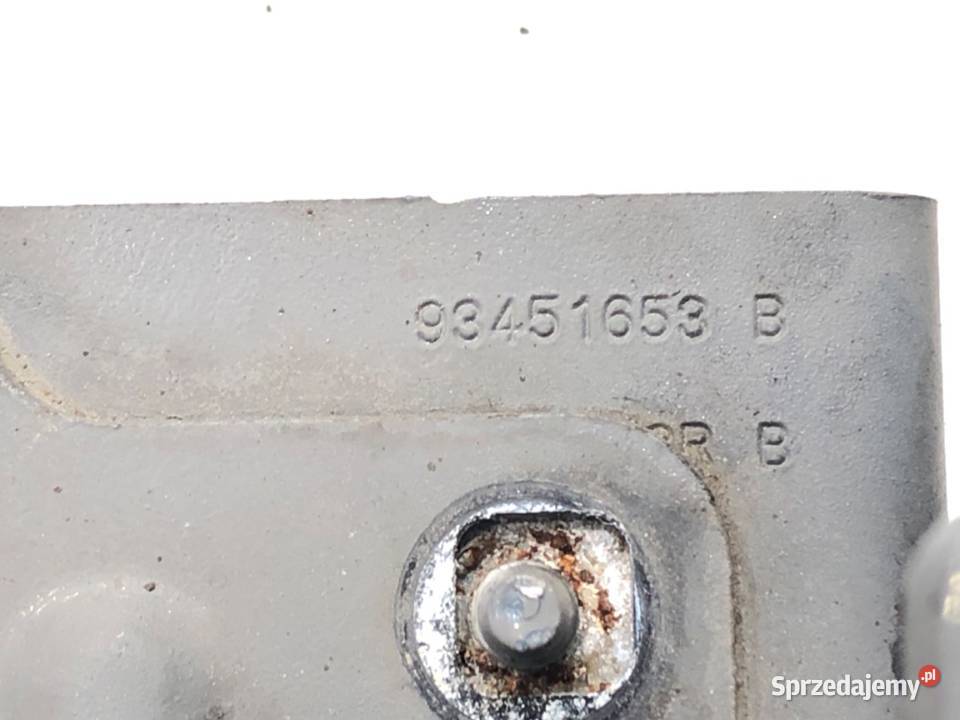 ZAWIAS MASKI PRAWY PRZÓD RENAULT TRAFIC III Bus