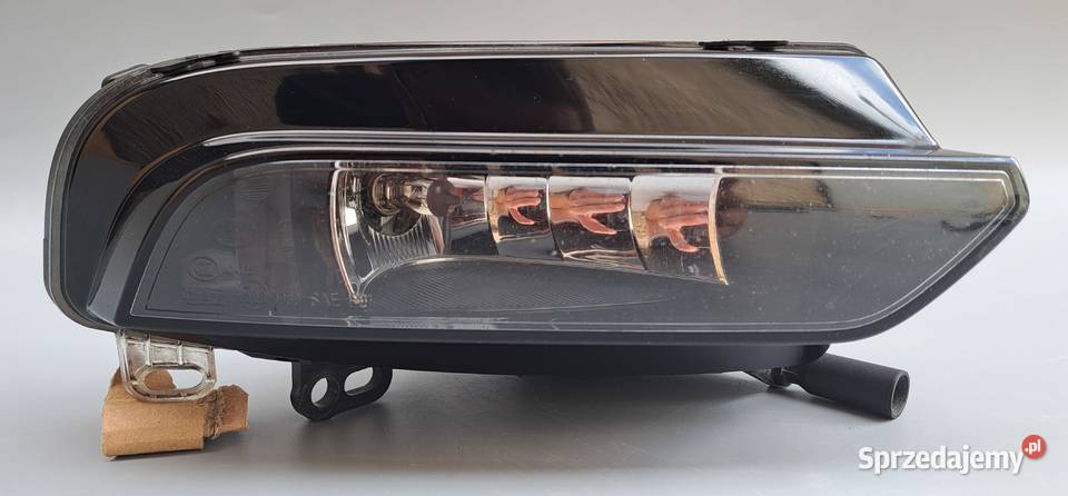 Halogen Prawy Audi A3 8V S3 2012-2016 Hella Oryginał 8V0941700C