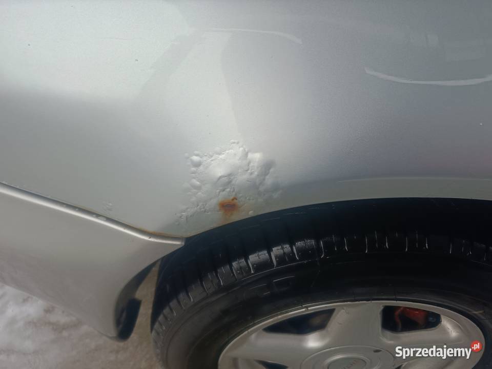 Błotnik Lewy LY7M Audi A4 B5 a38