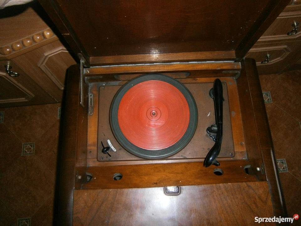 Telewizor 1951 roku z radiem i adapterem ZSRR Wałbrzych