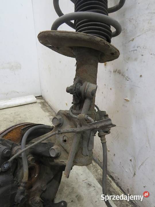 MCPERSON ZWROTNICA PRAWY PRZÓD AVENSIS T29 D4D