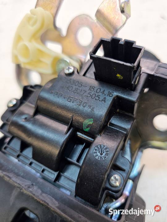 ZAMEK KLAPY TYŁ AUDI A3 A4 A6 C7 4H0827505A osobowe śląskie