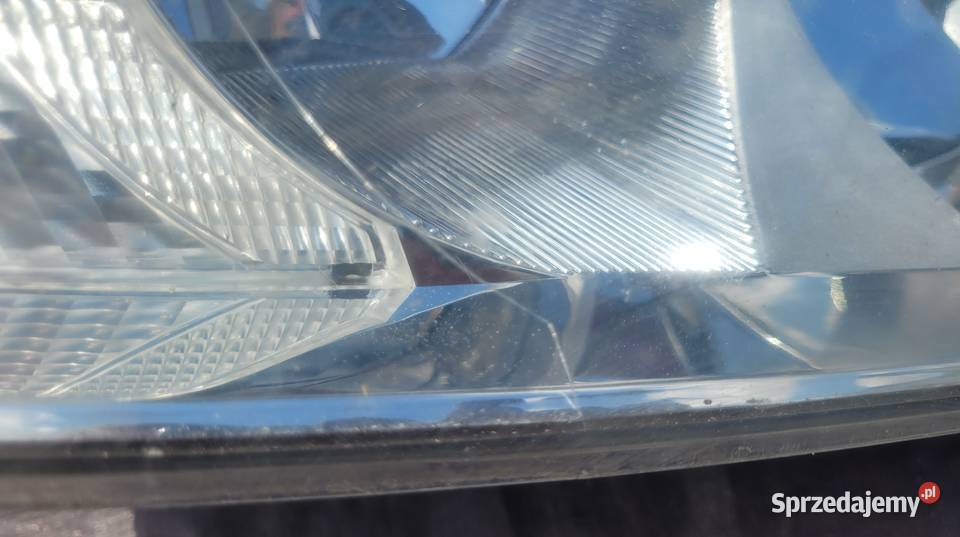 SKODA OCTAVIA II LAMPA PRAWA PRZOD REFLEKTOR Ruda Śląska