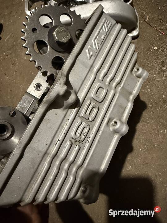 Głowica Can Am DS 650 Bombardier Cylindry, głowice, pierścienie Cylindry, głowice, pierścienie Pieniężno