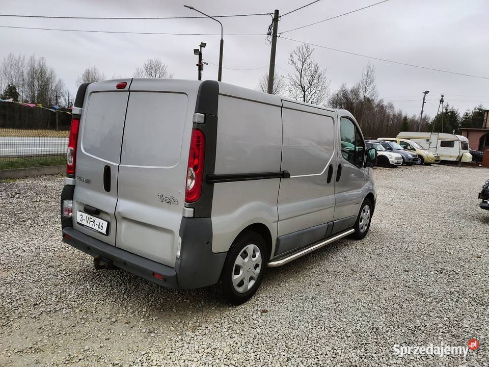 Renault Trafic 2010 r Renault Smyków