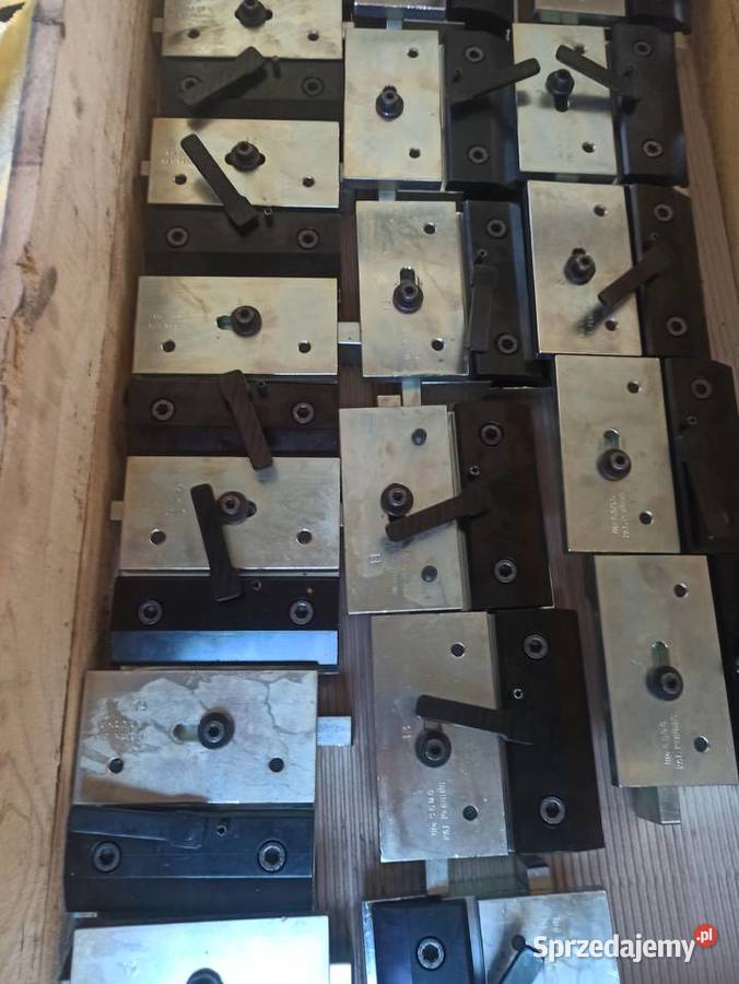 Zaciski mocowania stempli adaptery klamry Amada