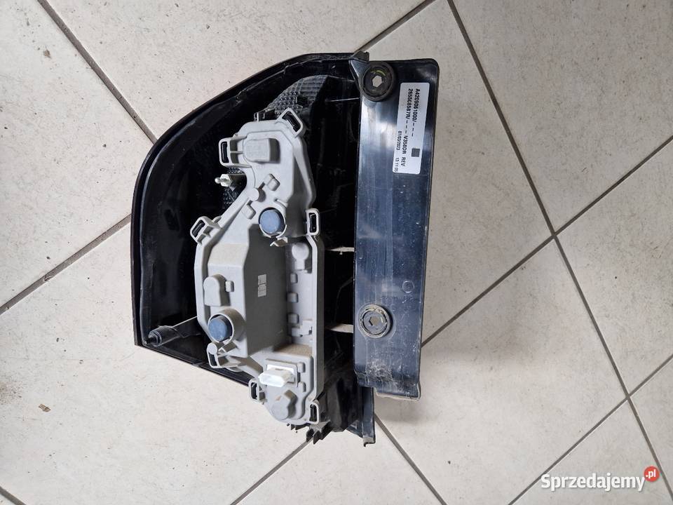 Lampa tylna tył prawa Mercedes Citan w420 Złocieniec sprzedam