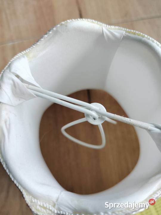 Mały abażur starej lampki nocnej biały ecri zachodniopomorskie Choszczno sprzedam