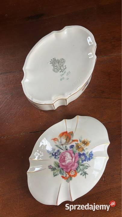 Puzderko Ilmenau Germany Z bukietami kwiatow Gdańsk