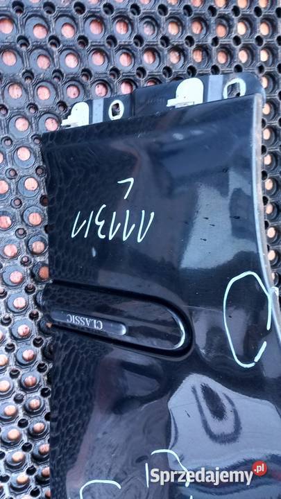 MERCEDES W203 LIFT SEDAN BŁOTNIK PRZÓD LEWY 197 wielkopolskie Zbierkowo