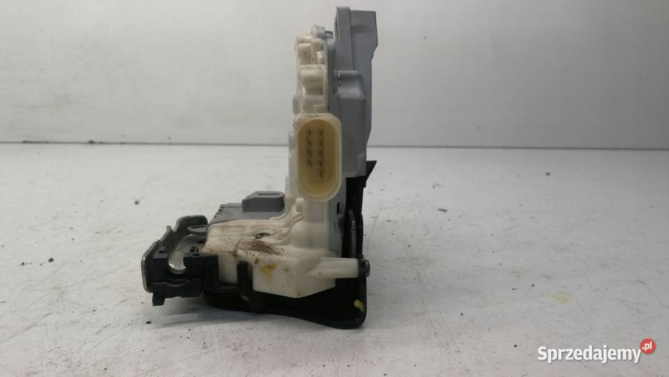 ZAMEK DRZWI PRAWY TYŁ AUDI A6 C7 4G0839016 9 PIN