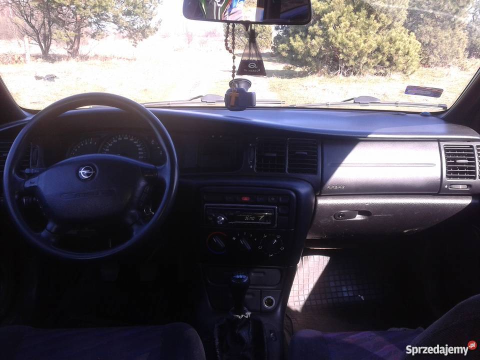vectra b Exclusive Edition obniżone zawieszenie hak Vectra Radom sprzedam