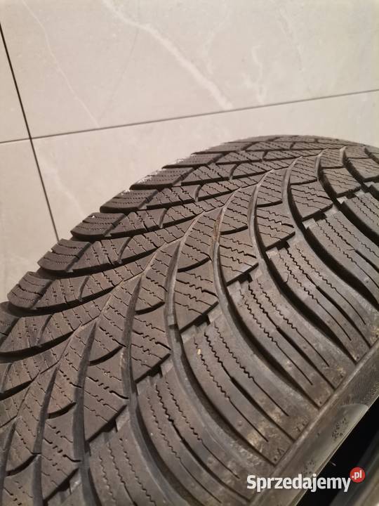 Opony zimowe 21560R16