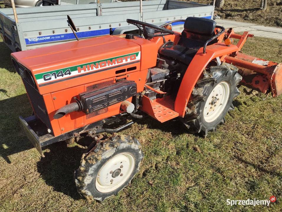 Traktorek Japoński Hinomoto C144 4x4 Rzeszów sprzedam