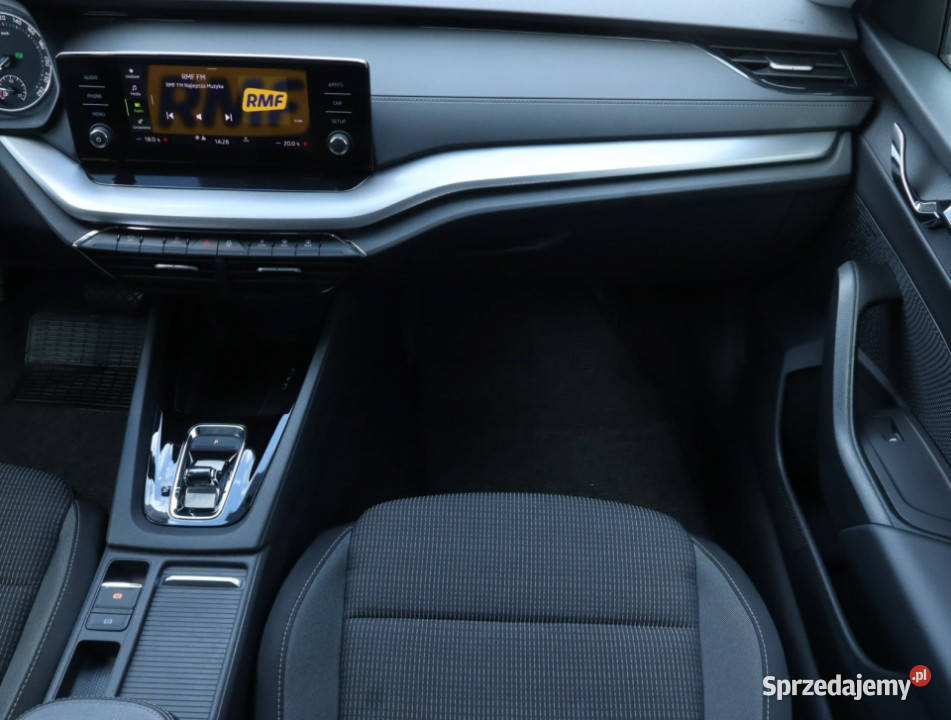 Skoda Octavia 15 TSI czujnik deszczu