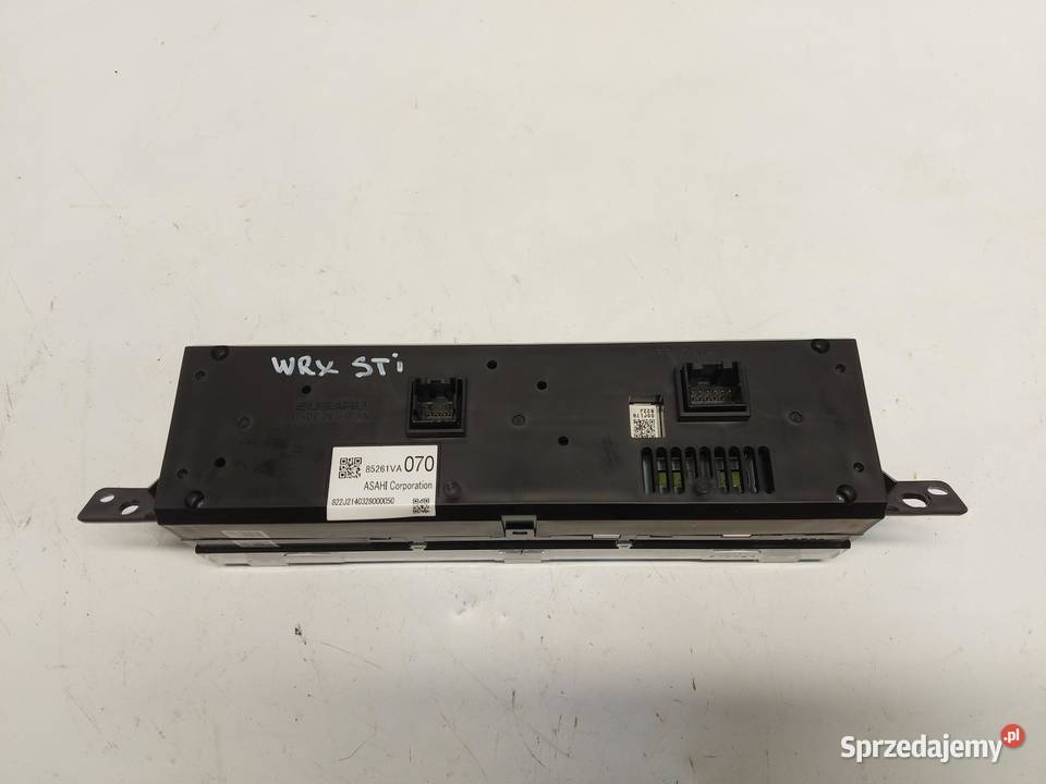 Subaru WRX STI 2015r ekran wyświetlacz centralny dolnośląskie