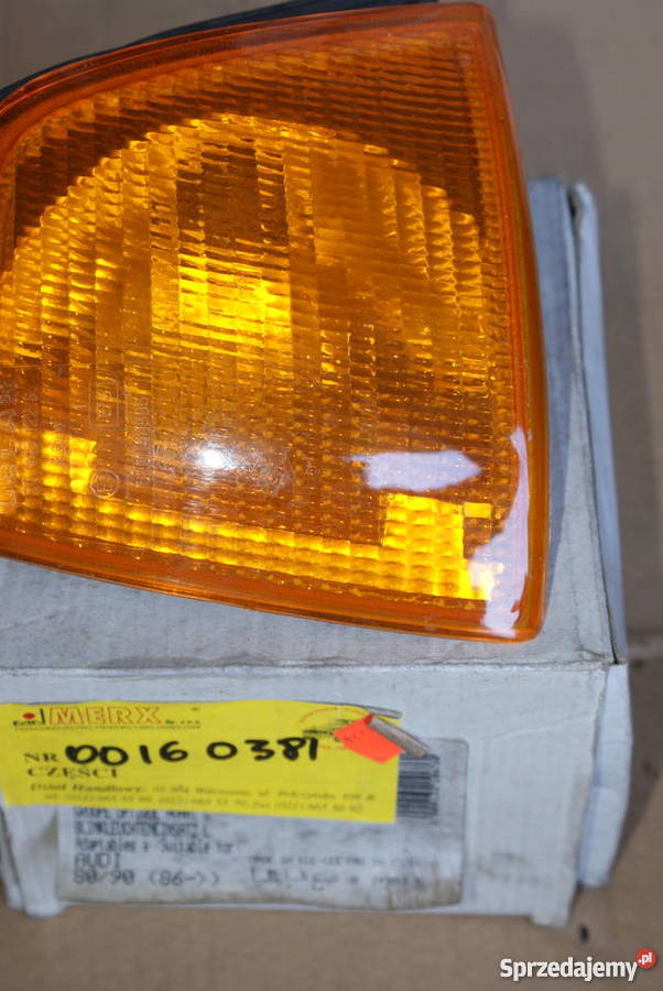 MIGACZ KIERUNEK LEWY PRZÓD POMARAŃCZOWY AUDI Białobrzegi