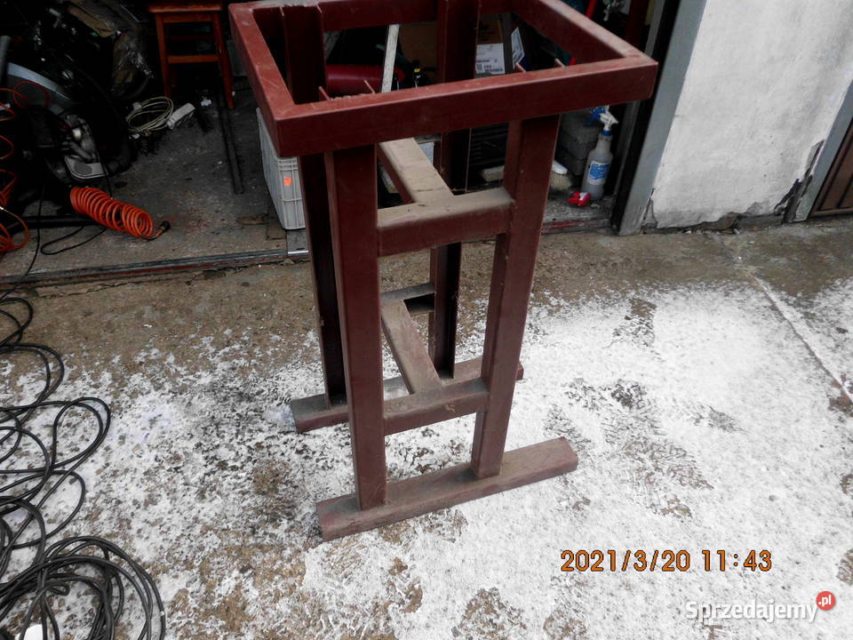 Sprzedam stółmocowanie pod imadło szlifierkę Stoły warsztatowe