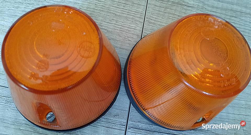 Lampa kierunkowskazu klosz E 92 F z lat PRL kierunkowskazy Ostrów Wielkopolski