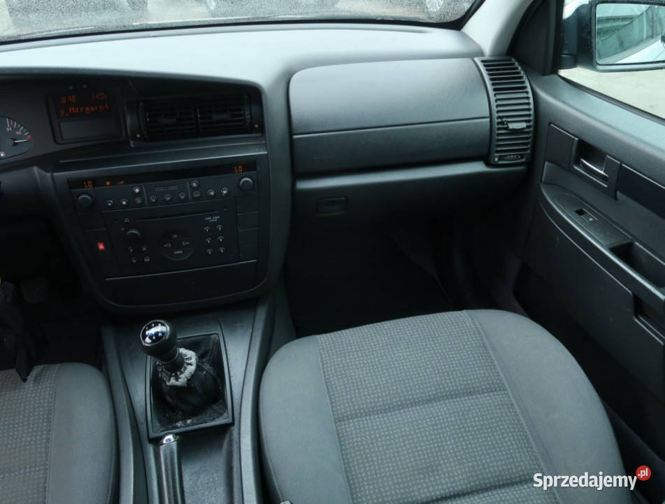 Opel Omega 22 DTI 16V Kombi