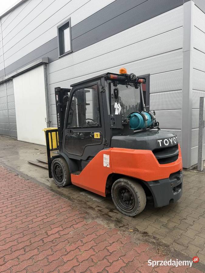 Toyota z nowej dostawy LPG DIESEL ELEKTRYCZNE gaz łódzkie Łask