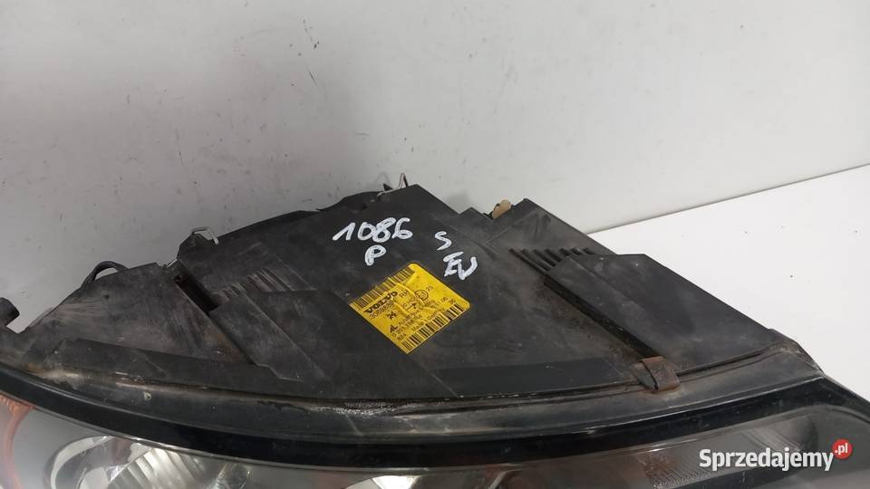 VOLVO S40 V50 II LAMPA PRZÓD PRAWA EU SOCZEWKA wielkopolskie Zbierkowo