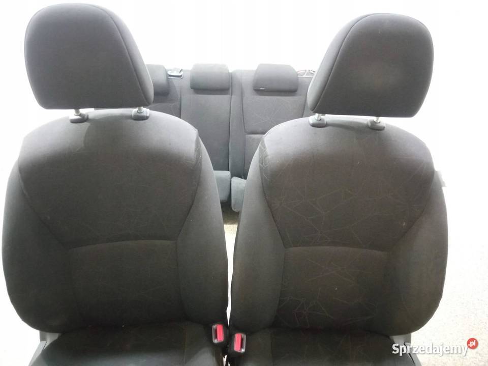 FOTELE KANAPA KOMPLET E15 Toyota Auris I