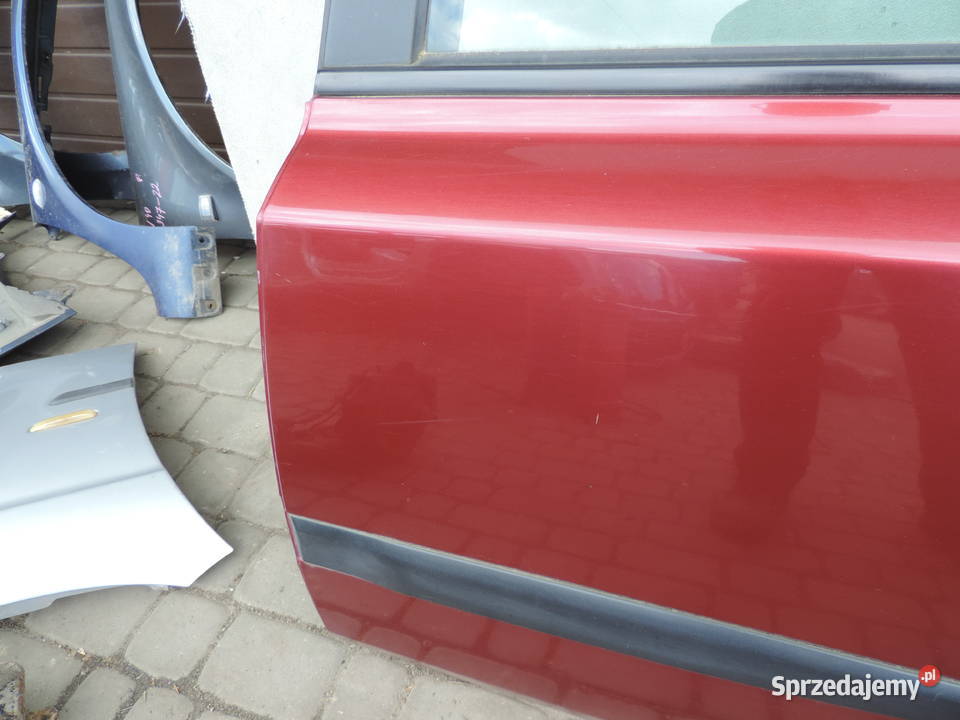 DRZWI LEWY TYŁ FIAT STILO 5D HB KOLOR 132F osobowe Nowy Sącz sprzedam