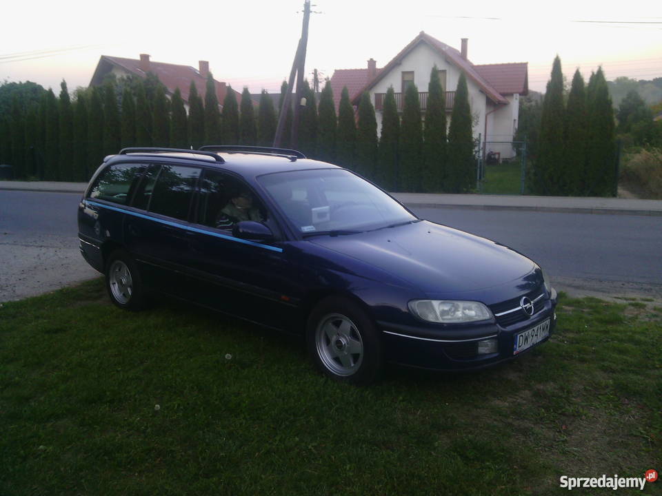 Opel Omega Kombi 20 16v 2000r Nysa