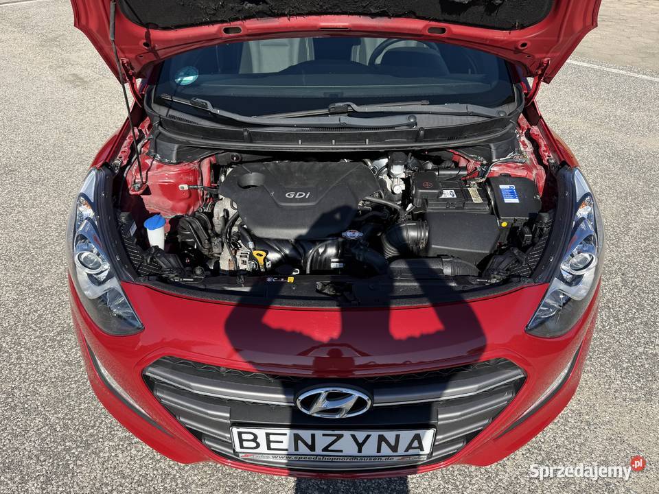 Hyundai i30 16 BENZYNA Klimatronik Nawigacja serwisowany w ASO wielkopolskie