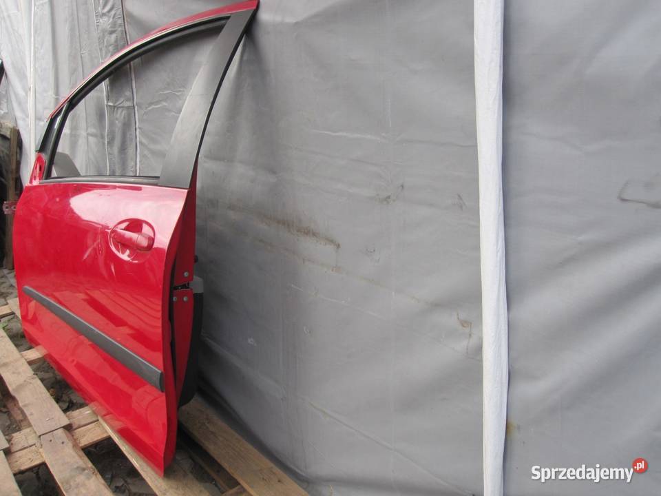 TOYOTA YARIS II LIFT 09r HB 3D drzwi lewe przód Drzwi