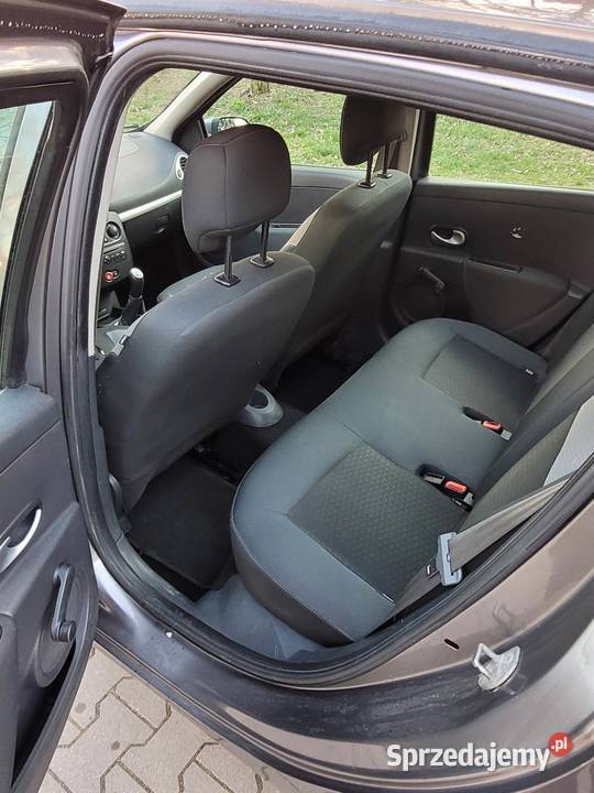 Renault Clio III 12 TCELPG 101 Rok produkcji 2011 Ostrołęka sprzedam