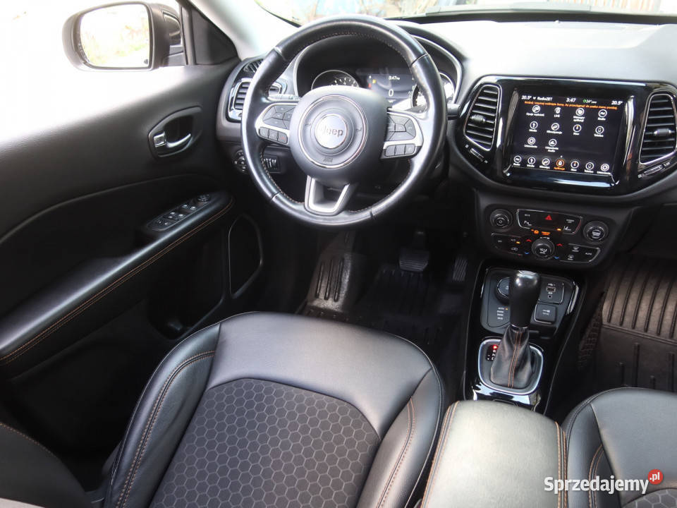 Jeep Compass 14 MultiAir światła przeciwmgielne sprzedam