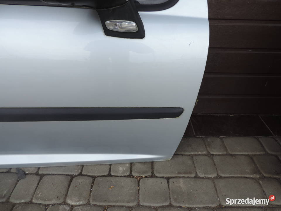 PEUGEOT 207 3D DRZWI PRAWE EZRC sprzedam